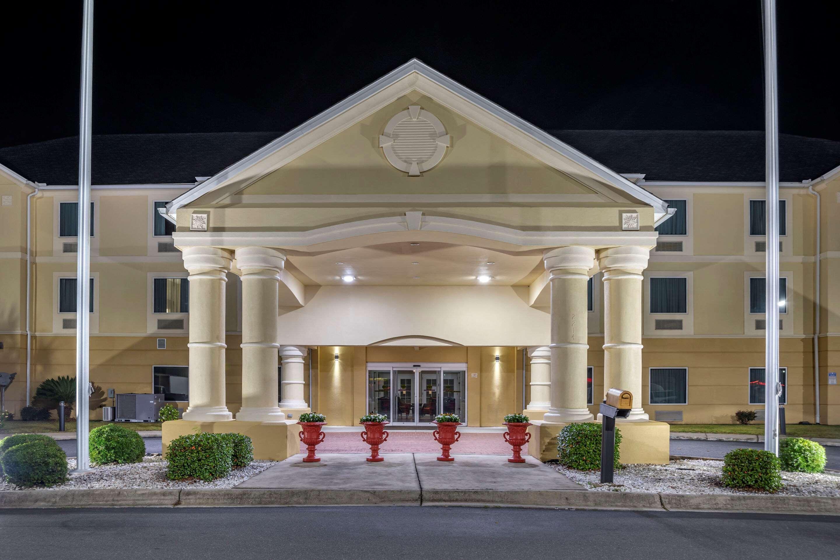 Comfort Inn & Suites Marianna I-10 Exterior photo